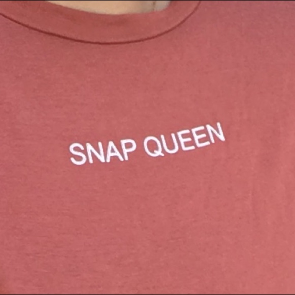Supersoft stretchy graphic tee - Picture 3 of 4